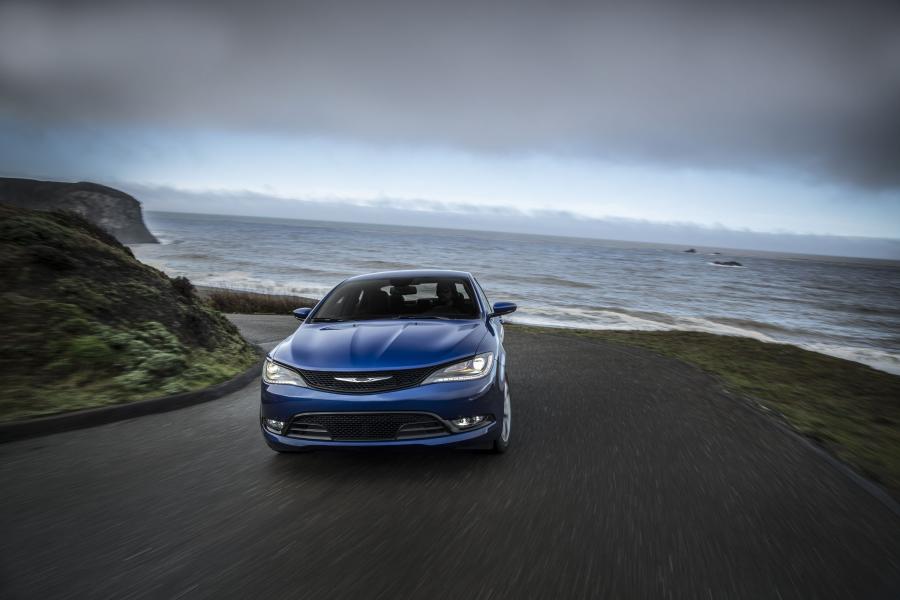  Chrysler 200S (UF) 2014 года  (фото 7 из 40)